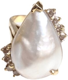 Pearl Rings Vintage Sales, Luxury Pear-shaped Pearl Ring For Formal Occasions, Exquisite Luxury Pearl Engagement Ring, Luxury Pear-shaped Pearl Ring For Anniversary, Luxury Diamond Ring With Pearl Drop, Pearl And Diamond Ring, Diamond Collection, Gold Ring Designs, White Ring