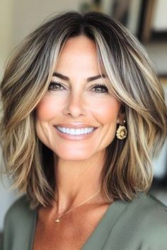 Balayage For Mid Length Hair, Haircuts For Grey Hair Over 50, Mid Length Hairstyles For Thinning Hair, Hair Styles For Medium Fine Hair, Fall 2024 Hair Trends Women Over 50, Hairstyles For Age 50 And Over, Dimensional Brunette With Blonde Highlights, 2025 Medium Hairstyles, Blond Around Face