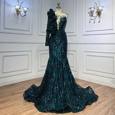 Green Sequined Mermaid Prom Dress 2024 - Luxury Elegance for Black Girl Prom Gala Party Beaded Wedding Dress Mermaid, Heavy Beaded Wedding Dress, Emerald Green Prom Dress, Girl Prom, Prom Look, Gala Party, Prom Inspo, Custom Bridesmaid Dress, Mermaid Prom Dress