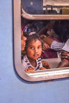 Sri Lanka Train, Warm Pictures