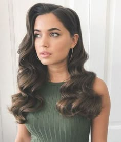 Prom Hairstyles Updos, Brown Curls, Bride Hair, Makeup Wedding, Hair And Beauty, Short Hair Updo, Long Hairstyles, Wedding Hair And Makeup, Prom Makeup