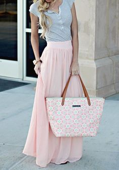 Sukienki Maksi, Long Outfit, Pink Maxi Skirt, Flirty Outfits, Light Pink Dress, Maxi Rok, Outfit Pink, Skirt Maxi, Skirt Long