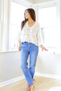 I'm 5'2", here's the 12 Best Types of Jeans for Short Women Trendy Petite Clothing, Petite Blazer, High Rise Straight Jeans