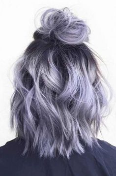 Blond Cenușiu, Hair Color Grey Silver, Grey Ombre Hair, Brunette Ombre, Long Bobs, Mom Hair, Top Knot Hairstyles, Lilac Hair, Long Bob Hairstyles