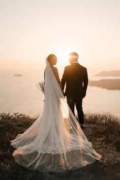 wedding photoshoot Greece Wedding Photoshoot, Wedding Photo Sunset, Romantic Wedding Photo Ideas, Romantic Wedding Photos Aesthetic, Santorini Wedding Photography, Bride And Groom Beach Wedding Photos, Coastal Wedding Photography, Wedding Sunset Photos, Wedding Photography Styles Romantic