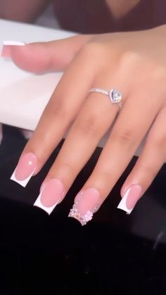 Shorties Acrylic Nails French Tip, Good Acrylic Nails, Nail Ideas Gems, Nails Ideas Birthday, French Nails With Bling, Nail Ideas Latina, Short Nails Kawaii, French Tip With Bling, Short Pink And White Nails