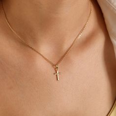 "This lovingly handcrafted 14K Solid Gold Cross Pendant, Dainty Cross Necklace Is Great Gift For Christmas, Gift For First Communion or Baptism, Everyday Necklace Gold makes the perfect gift for mothers, Gift for sisters, Gift For Christmas, and friends. This delicate looking necklace is both elegantly designed, and religiously infused. A traditional design Christ necklace which you can wear on your special days or everyday life. D E T A I L S * 100% 14K(585) Real Gold (no gold-filled or no gold Simple Gold Cross Necklace, Christmas And Friends, Gold Chain Cross, Christ Necklace, Everyday Necklace Gold, Dainty Cross Necklace, Anchor Jewelry, Pretty Jewelry Necklaces, Silver Bracelets For Women