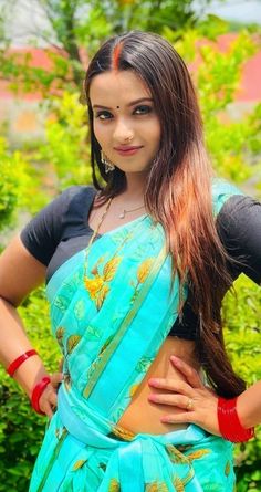 Shilpi Raj Dj Images Hd, Cute Short Dresses, Beautiful Dresses Short, Indian Woman, Women Photography, Bollywood Girls, Beautiful Smile Women