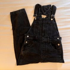 Black Madewell Overalls Size S Very Gently Used, Smoke Free, Pet Friendly Home Madewell Overalls, Black Overalls, Pet Friendly Home, Jean Overalls, Madewell Jeans, Pet Friendly, Madewell, Overalls, Women Jeans