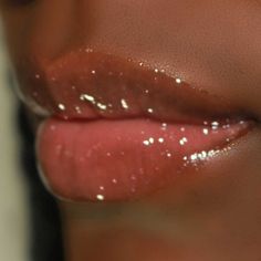 Prudence Night, Aesthetic Lips, Girl Hacks, Cheers To That, Gradient Lips, Lip Art Makeup, Brown Girls Makeup, Glitter Leaves