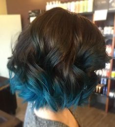 15 Perfect Examples of Teal Ombre Hair Colors To Try – Hairstyle Camp Fun Hairdos, Dream Hairstyles, Teal Hair, Dye Hair, Lob Hairstyle, Ombré Hair, Super Hair, Trendy Hair Color, Hair Color Blue