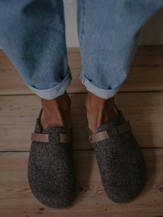 High-quality and delightfully cozy, our Wool Slip-On is the perfect indoor/outdoor shoe for cool weather. With a natural rubber sole, this special footwear will surely bring more ease into your days.  Our burel wool is sourced from the Serra da Estrela region of Portugal, where the culture and ancient legacy of wool are revered. Traditionally used by shepherds in the mountains to protect against rain and snow, burel wool is water-resistant, easy to maintain, and can withstand years of wear without losing its shape or quality. • Composition: Outer–100% burel wool / Trims–100% leather / Lining–100% leather / Insole–100% cork / Outsole–natural rubber• Available in: COCOA• Size: US 4 / EU 35 / UK 2• Made with love in Portugal Casual Fall Shoes, Wool Clogs, Comfortable Shoes For Women, Wool Shoes, Everyday Leggings, Clueless Outfits, Wide Fit Shoes, Cool Weather, Fall Shoes