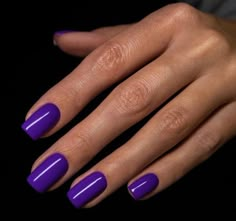 Bright Purple Nails, Deep Purple Nails, Purple Winter Nails, Minimal Manicure, Elite Nails, Lavender Shades, Nails For Winter, Metallic Nails Design, Bright Summer Colors