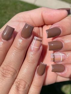 Brown Nails Short Acrylic, Cute Brown Short Nails, Short Brown Nails With Design, Fall Press On Nails Short, Cute Short Brown Nail Ideas, Short Brown Coffin Acrylic Nails, Short Acrylics Simple, Brown Nail Arts, Short Acrylic Nails Designs Brown