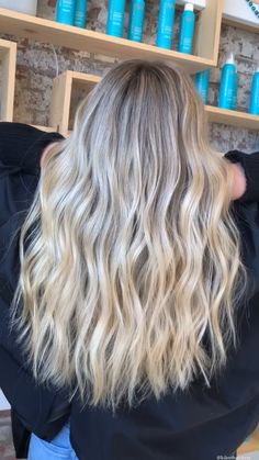 Blonde Hair Goals Balayage, Brunette Hair With Bright Blonde Highlights, Ashy Platinum Blonde Hair Balayage, Bright Blonde Highlights On Brown Hair, Loved In Blonde, Bright Summer Blonde, Vanilla Blonde Balayage, Cosmo Hair, Cute Blonde Hair