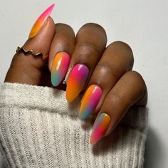 Calypso Press On Nail Set is a multi-coloured, festival-inspired nail design. With easy application, lasting durability, and hassle-free removal, you can enjoy these beautiful nails for days without breaking the bank or compromising on quality. Wear a unique and original nail look that won't go unnoticed. Abstract Pride Nails, Coloured Gel Nails, Multi Colour Nail Art, Heat Map Nails, Funky Nails Inspo Summer, Kaleidoscope Nails, Carnival Nails Designs, Multi Coloured Nails, Colorful Nails Design