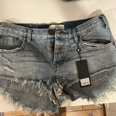 Never Worn Jean Shorts One Teaspoon, Fit Board, Teaspoon Shorts, One Teaspoon Shorts, Summer Life, Fit Board Workouts, School Fits, Cute Jeans, One Teaspoon