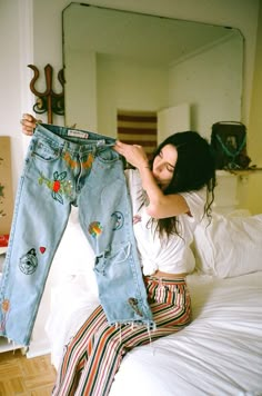 Meet Marie Sophie Lockhart – the woman behind Good For Nothing Embroidery Denim Embroidery, Diy Vetement, Embroidered Jeans, Inspiration Mode, Yorkie, Diy Fashion, Diy Clothes, Boho Fashion