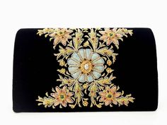 Holding A Plate, Plate Of Food, Embellished Purses, Purse Wedding, Formal Clutch, Thread Necklace, Luxury Clutch, Wedding Purse, Types Of Gifts