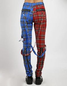 Rocker Style Pants With Belt Loops For Concerts, Rocker Pants With Belt Loops For Concerts, Fitted Rocker Bottoms With Belt Loops, Fitted Bottoms With Belt Loops For Concerts, High Waist Bottoms With Belt Loops For Concert, Punk Style Fitted Cargo Pants With Belt Loops, Fitted Punk Style Cargo Pants With Belt Loops, Fred Perry Amy Winehouse, Split Legs