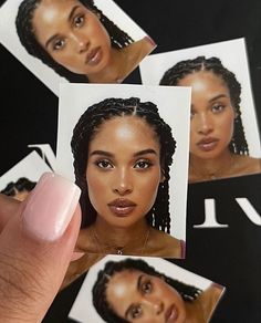 Pretty Id Card Picture, Christian Harper, Stella Alonso, Passport Pictures, Fran Fine, Passport Photo, Queen Photos, Twisted Series, Id Photo