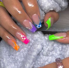 Nail Art Fluo Summer, Fun Neon Nails, September Nails Art, Neon Acrylic Nails, Nail Tip Designs, Magic Nails, French Tip Nail Designs, Spring Acrylic Nails, Diy Acrylic Nails