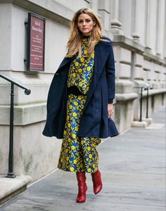 Mar 8, 2016 - Photo Credit: Phill Taylor Hi everybody! Here’s another great shot taken by Phill Taylor before yesterday’s Carolina Herrera runway show. I’m wearing Carolina Herrera top, turtlen… Fall 2016 Outfits, Olivia Palermo Outfit, Outfits 2016, Red Boots, Olivia Palermo, Street Chic