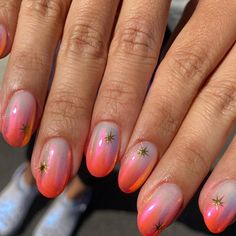 14 Stunning Summer Nail Designs That Will Make Your Manicure Pop! - HashtagNailArt.com Boutique Nails, Summer Nail Designs, Hippie Nails, Minimalist Nail Art, Super Nails, Hot Nails, Minimalist Nails, Healthy Nails, Dream Nails