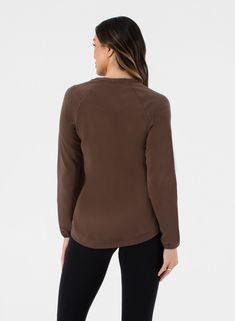 Discover the Sleek Sweat, where comfort meets style in the most luxurious way. This women's crew sweatshirt is crafted from buttery soft modal fabrication, providing an ultra-soft feel that you won’t want to take off. With its relaxed fit and classic crew neckline, the Sleek Sweat is designed for ultimate comfort while keeping you looking effortlessly chic. The high-low hem adds a modern touch, making this solid sweatshirt versatile enough for any occasion—dress it up for a night out or stay coz Midnight Blue Color, Sweaty Workouts, Sweat Stains, Sweatshirts For Women, Color Wave, Tambourine, Sweatshirt For Women, Warming Up, Cozy Night