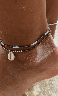 Braided Anklets, Friendship Anklets, Anklets Summer, Anklets Gold, Ankle Bracelets Diy, Ankle Brace, Bracelets Friendship, Unmarried Women, Summer Anklets