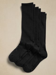 This sock is knitted from our best-selling blend of beautiful Merino wool and modal, which adds softness and a smooth finish.  Temperature Regulating Sustainability: Made with TENCEL™ modal, sourced from European beechwood trees, harvested from sustainably managed forests.  Set of 3 pairs.  Fits men's shoe sizes 8-12. Men's Shoe, Knit Stitch, Men Shoes Size, Waffle Knit, Mens Fitness, Merino Wool, Banana Republic, Sustainability, Mens Accessories