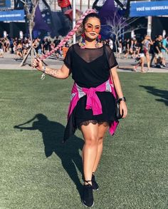 Emo Festival Outfit Plus Size, Indie Concert Outfit Plus Size, Plus Festival Outfit, Plus Size Techno Outfit, Lalapalooza Outfits Plus Size, Plus Size Rave Outfits Summer, Sonic Temple Festival Outfits, Coachella Plus Size Outfits, Conservative Rave Outfits