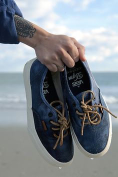 Vans Tenis Vans, Clothes Style, Sperry Sneaker, Beach Shoes, Shoe Game, Vans Shoes, Mens Fashion Casual, Sneaker Head