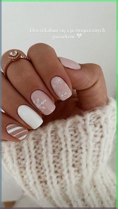 PRETTY CHRISTMAS NAILS IDEAS | DECEMBER NAILS | WINTER NAILS | CHRISTMAS NAILS 2022 Winter Proposal Nails, Crismas Nails, Winter Sweater Nails, Christmas Nails 2022, Sparkly Christmas Nails, Xmas Nail Designs, Christmas Gel Nails, Nails 2022