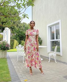 Summer Outfit Classy Elegant, Modest Spring Outfits Midsize, Cute Dresses For Church Classy, Floral Dresses Black Women, Easter Dress Black Women, Modest Fashion Black Women Summer, Spring Wedding Guest Dress Black Women, Modest Dresses Black Women, Wedding Shower Guest Outfit Spring