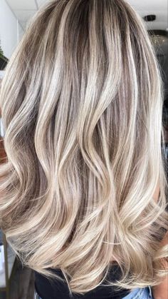 Lo Lights On Blonde Hair, Blond Hair For Pale Skin, Blonde Hair Color Ideas For Women Over 50, Fall Low Lights For Blonde Hair, Blond With Low Lights, Highlights And Low Lights Blonde, Blond Hair With Low Lights, Platinum Hair With Lowlights, Blonde Hair Lowlights And Highlights