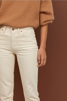 Cream Mom Jeans, Cream Corduroy Pants, Jeans Heels Outfit, Ripped Jeggings, Mom Jeans Outfit, Jeans Outfit Women, Heels Outfits, Trendy Swimwear