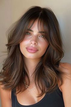 Layered Hair For Brunettes, Haircut 2024 Medium, Long Bob Shaggy Layers, Medium Length Haircut For Thick Hair Layers, Hair Layers Around Face, Long Layer Hair Cuts For Women, Medium Length Haircut Layers And Bangs, Medium Length Long Bangs, Medium Length Hair Bangs Layers