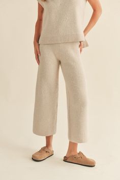 Air Clothes, Valentines Day Dresses, Knit Sweater Vest, Wide Leg Cropped Pants, Comfy Pants, Comfy Sweaters, Tennis Clothes, Ribbed Knit Sweater, Sweater Pants