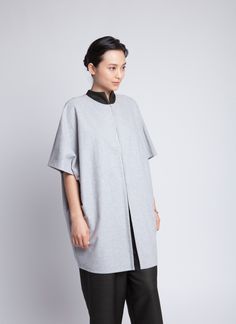 Light Grey Air Crab Button Dolman Cardigan Cotton Tunic For Daywear In Fall, Oversized Lagenlook Blouse For Workwear, Oversized Gray Cardigan For Workwear, Oversized Cotton Cardigan For Work, Gray Cotton Cardigan For Work, Casual Long Sleeve Cape For Layering, Chic Long Sleeve Cape For Layering, Modern Blouse For Layering In Fall, Oversized Cape Cardigan For Spring