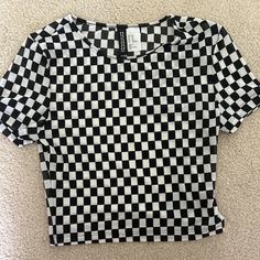 H&M Checkered Mesh Crop Top, Brand New, Never Worn Trendy H&m Tops With Graphic Print, Trendy Cropped Tops By H&m, H&m Fitted Short Sleeve Tops, H&m Casual Summer Crop Top, H&m Fitted Trendy Crop Top, H&m Fitted Crop Top, H&m Cotton Casual Crop Top, H&m Casual Cotton Crop Top, Fitted H&m Crop Top