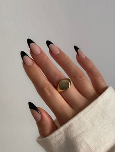 Here are 25 french tip nail designs that put a new spin on an old classic. French Tip Nail Designs, Black Acrylic Nails, Black Nail Designs, White Nail, Pink Nail