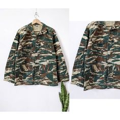 Vintage Military Camo Jacket Camouflage Lizard Pattern Size: may fit M-L Good condition, see photo! Green Long Sleeve Utility Jacket For Hunting, Camouflage Military Tops With Pockets, Military Style Camouflage Tops With Pockets, Military Camouflage Tops With Pockets, Camouflage Long Sleeve Utility Jacket For Hunting, Lizard Pattern, Camouflage Uniform, Man Clothing, Camo Jacket