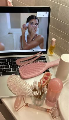 Girly Vibes, Pinterest Contest, Fake People, Pink Girly Things, Night Routine