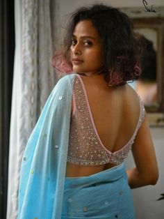 Netted Blouse Designs, Starlit Sky, Latest Blouse Designs Pattern, Backless Blouse Designs, New Saree Blouse Designs, Traditional Blouse Designs, Latest Model Blouse Designs, Fashionable Saree Blouse Designs, Blouse Back Neck Designs