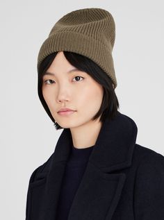 Warming trend. New hues and a generous rib-knit cuff update the essential cold-weather beanie. Made from a luxe chunky-knit wool-cashmere blend with plenty of stretch. Club Monaco, Knit Cuff, Chunky Knit, Accessories Shop, Monaco, Cold Weather, Rib Knit, Cashmere, Cuff