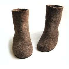 Rubber Sole Wool Felt Boot Natural Brown Eco by WoolWalkerShop $134 Brown Winter Boots, Wool Boots, Boots Long, Felt Boots, Knitted Slippers Pattern, Winter Weekend, Wool Shoes, Warm Winter Boots, Felt Shoes