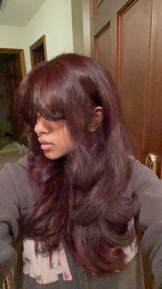 Pelo Color Borgoña, Haircut Selfie, Photo Hijab, Cherry Red Hair, Wine Red Hair, Plum Hair, Wine Hair, Cherry Hair