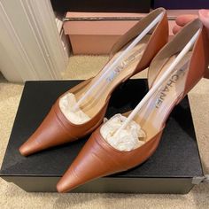 Worn Only Few Times Very Elegant And They Go With Everything. Chanel Classic Heels, Liquid Fast, Chanel Orange, Shoes Chanel, Classic Pumps, Chanel Shoes, Color Orange, Chanel Classic, Shoes Women Heels