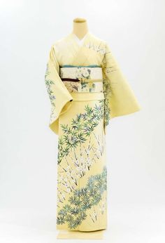 Priestess Outfit, Tomesode Kimono, Japan Clothes, Kimono Rental, Japan Dress, Stand Collar Blouse, Flower Kimono, Kimono Japan, Traditional Japanese Kimono